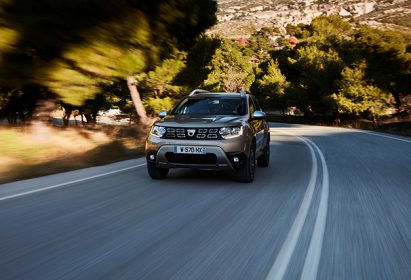 13_21200089_2017_new_dacia_duster_tests_drive_in_greece