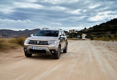 14_21200097_2017_new_dacia_duster_tests_drive_in_greece