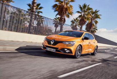 4_21202839_2018_-_new_renault_megane_r_s_sport_chassis_tests_drive_in_spain